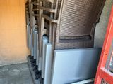 a lot of chairs that are sitting in a room