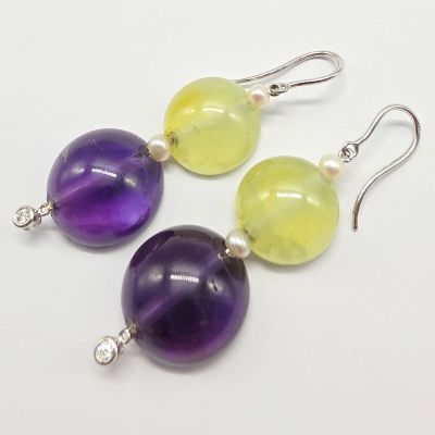 boucles d'oreilles en perles de verre violettes et jaunes, avec des crochets en argent