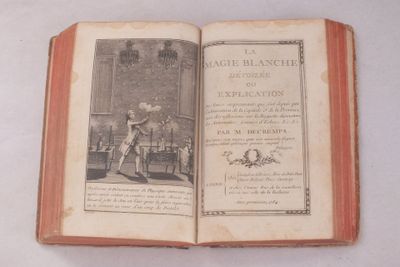 un vieux livre avec l'image d'un homme et d'une femme
