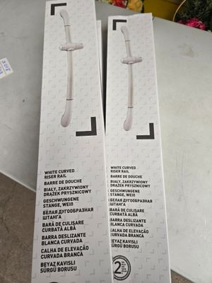emballage d'une paire de télécommandes Wii posées sur une table