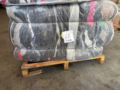 Balle de vêtements d'occasion – 446 kg.