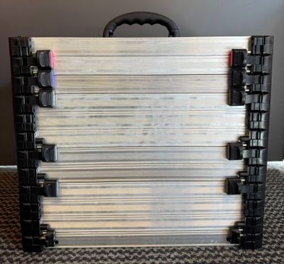 Malette de pêche avec accessoires. - Photo 1