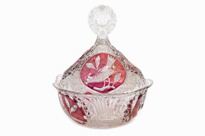 bonbonnière en cristal avec couvercle, orné de motifs rouges et blancs