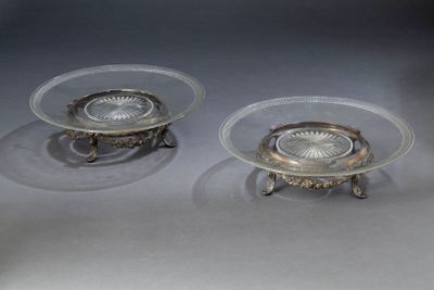 deux plaques de verre empilées l'une sur l'autre
