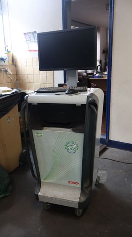 Station antipollution essence et diesel BOSCH X822