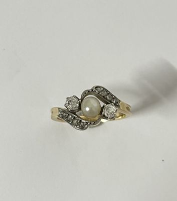 BAGUE en or jaune 750 millièmes et platine 950 millièmes, or…