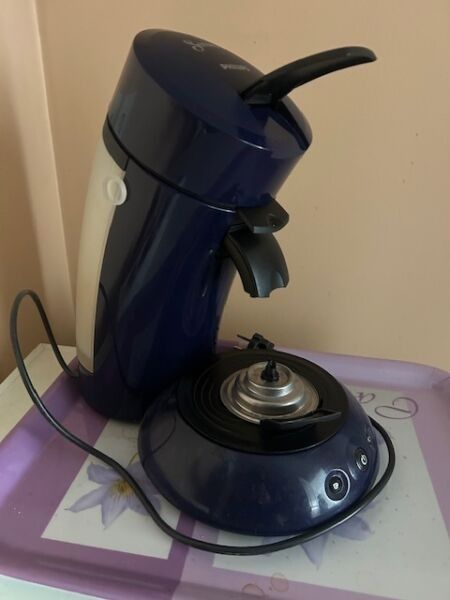 Une cafetière PHILIPS SENSEO En l'état