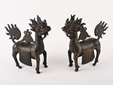 paire de figurines en bronze représentant un cerf et un cheval