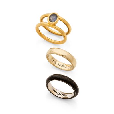 BAGUE INTERCHANGEABLE orné d'un saphir cabochon avec la poss…