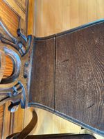 Paire de chaises dites "HALL CHAIR" en bois sculpté, le doss… (photo 4)