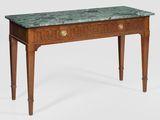 une table ancienne en bois avec un plateau en marbre, sur fond blanc