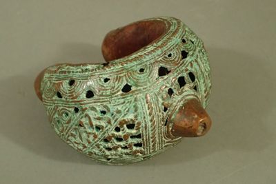 Bamiléké / Bamoum / Tikar, Cameroun. Bracelet en bronze au t…