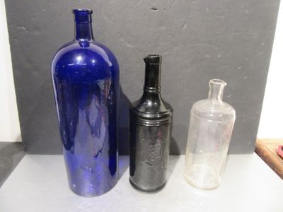 Lot Avec Flacon Decoratif, Bouteille Adrien Maurin, FL…