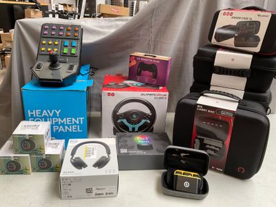 de nombreux types d'appareils électroniques sur la table