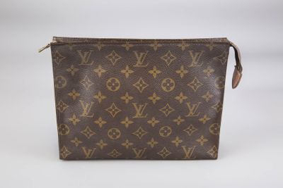 louis vuitton cosmetic bag