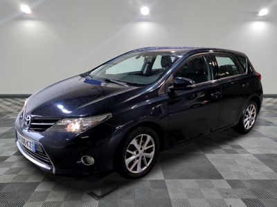TOYOTA - AURIS 124 D-4D DYNAMIC - GO - Mise en service: 10/1…