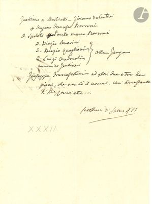 gros plan d'une feuille de papier sur laquelle on peut lire une écriture manuscrite