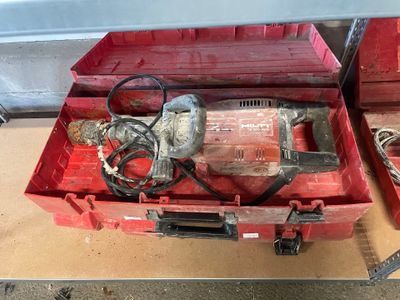marteau piqueur HILTI TE 905-AVR. En coffret - Photo 1
