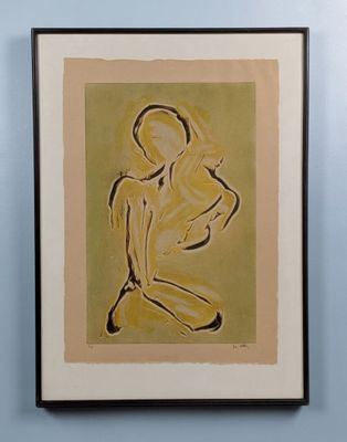 tableau représentant une femme assise à genoux sur un mur bleu