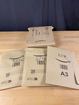 Lot de 4 colis Mystère (Retour Amazon,NPAI ,Adresse incomplè…
