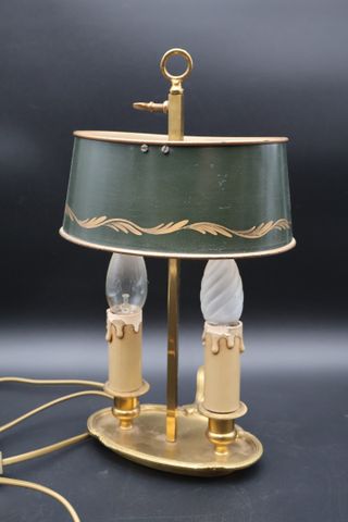 Lampe bouillotte. H 34cm.