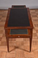 Bureau double face en acajou et placage d'acajou, ouvrant en… (photo 3)