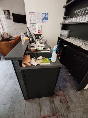 Comptoir et bar en mélamine gris avec évier inox intégré bac…