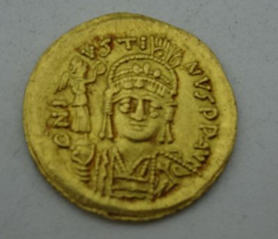 Pièce antique. Empire Byzantin.