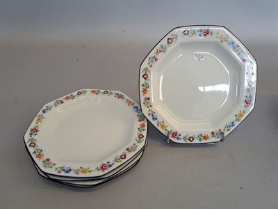 Chêne Saint Louis Suite de 5 assiettes à fromage en porcelai…