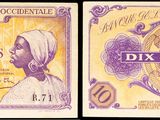 deux billets de banque différents sur lesquels figure l'image d'une femme