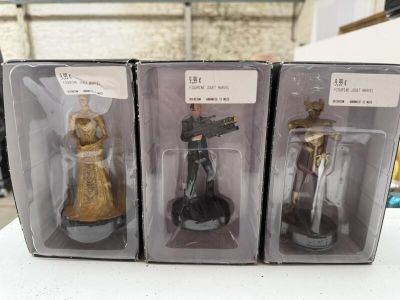 Lot de trois figurines de collection Marvel Fantasy sous boî…
