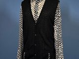 a black and white vest on a mannequin mannequin mannequin mannequin mannequin mannequin mannequin mannequin mann