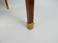 Petite table de style Louis XVI, dite "cabaret" en acajou bl… (photo 5)