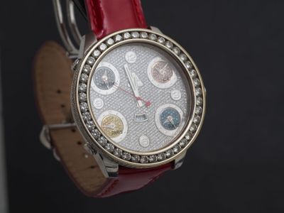 JACOB AND CO. Five Time Zone Montre de poignet en acier. Boi…