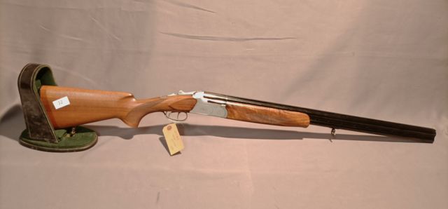 Catégorie C : Fusil superposé par Jean CARDON. Calibre 16/70. Num