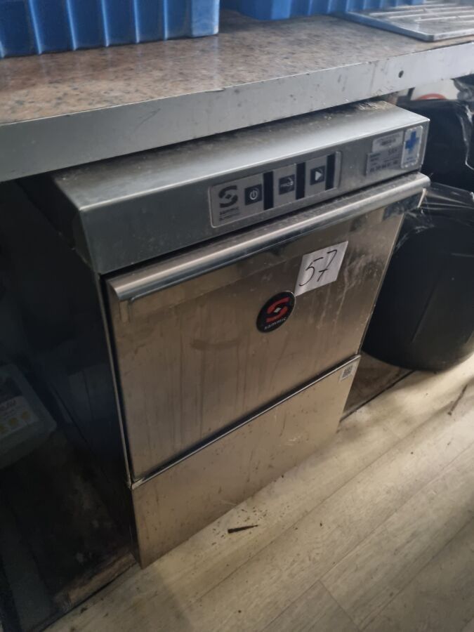 1 lave-verres SAMMIC modèle GP35, année 2025
