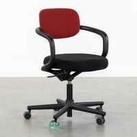 Konstantin Grcic (1965), « Allstar », chaise de bureau, pour… (photo 2)