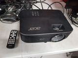 an image of a projector sitting on top of a table