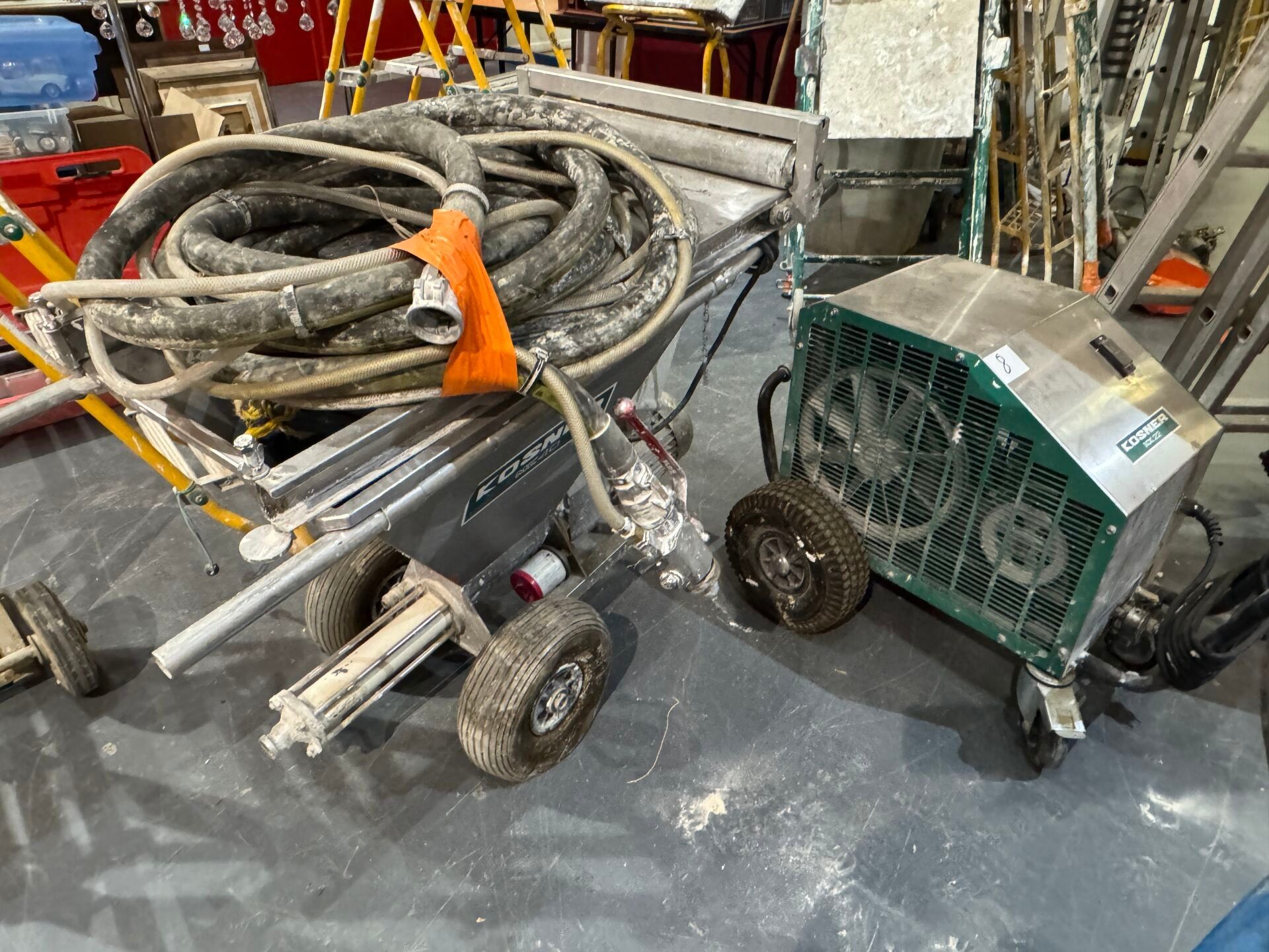 projeteuse à platre KOSNER MK 40 avec compresseur KOSNER MX …