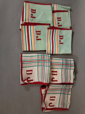 Lot de 7 serviettes de table anciennes, monogrammées DJ, cot…