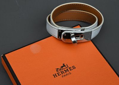 Hermès - Bracelet Kelly double tour cuir blanc.
