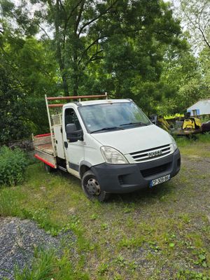 Véhicule IVECO benne CTTE immatriculé CP-309-BK, 1e M.E.C. l…