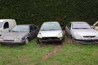 8 voitures épaves : PEUGEOT 604 V6, 1 CITROEN XSARA 1,4L, 1 … (photo 3)