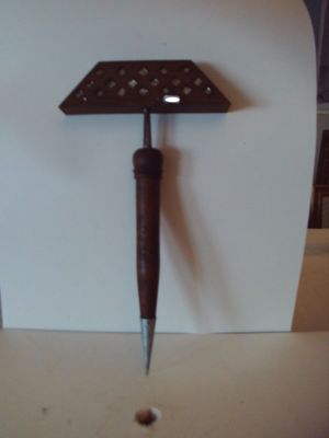 MIROIR AUX ALOUETTES A FICELLE (ht 48 cm) tête Beauce à face…
