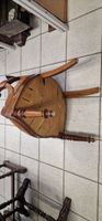 Fauteuil de bureau en noyer assise cuir. (photo 2)