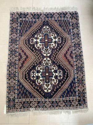 Tapis probablement AFSCHAR (chaine, trame et velours laine),…