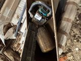 une photo d'une boîte contenant des outils