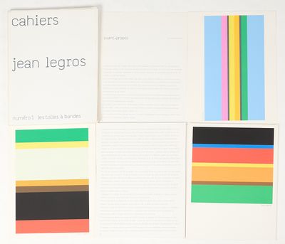 une photo d'un livre sur lequel figurent plein de couleurs différentes