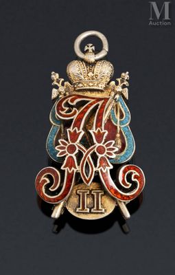 an image of a badge with a crown on top of it