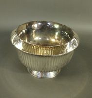 Lot de métal : Paire de bols. D. (photo 2)